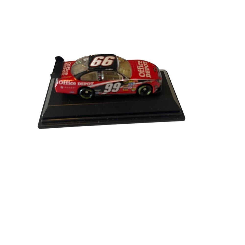 Motorsports Authentics Carl Edwards 2007 NASCAR Die-Cast Bristol Race Racecar